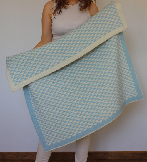 Double-Layered Alpaca Baby Blanket – Triangle Jacquard | ekuboo